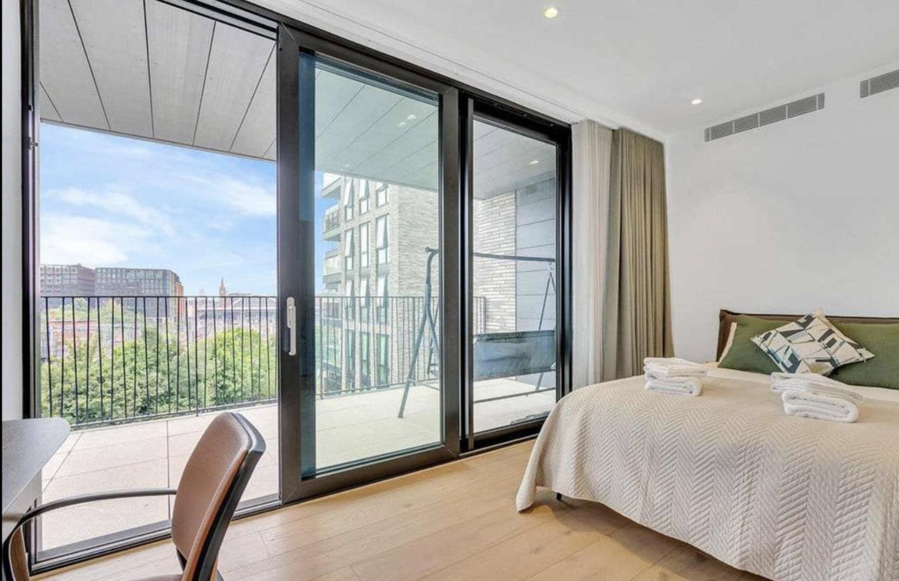 Modern King'S Cross Apartments Лондон Номер фото
